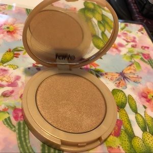Tarte Highlighter- Exposed